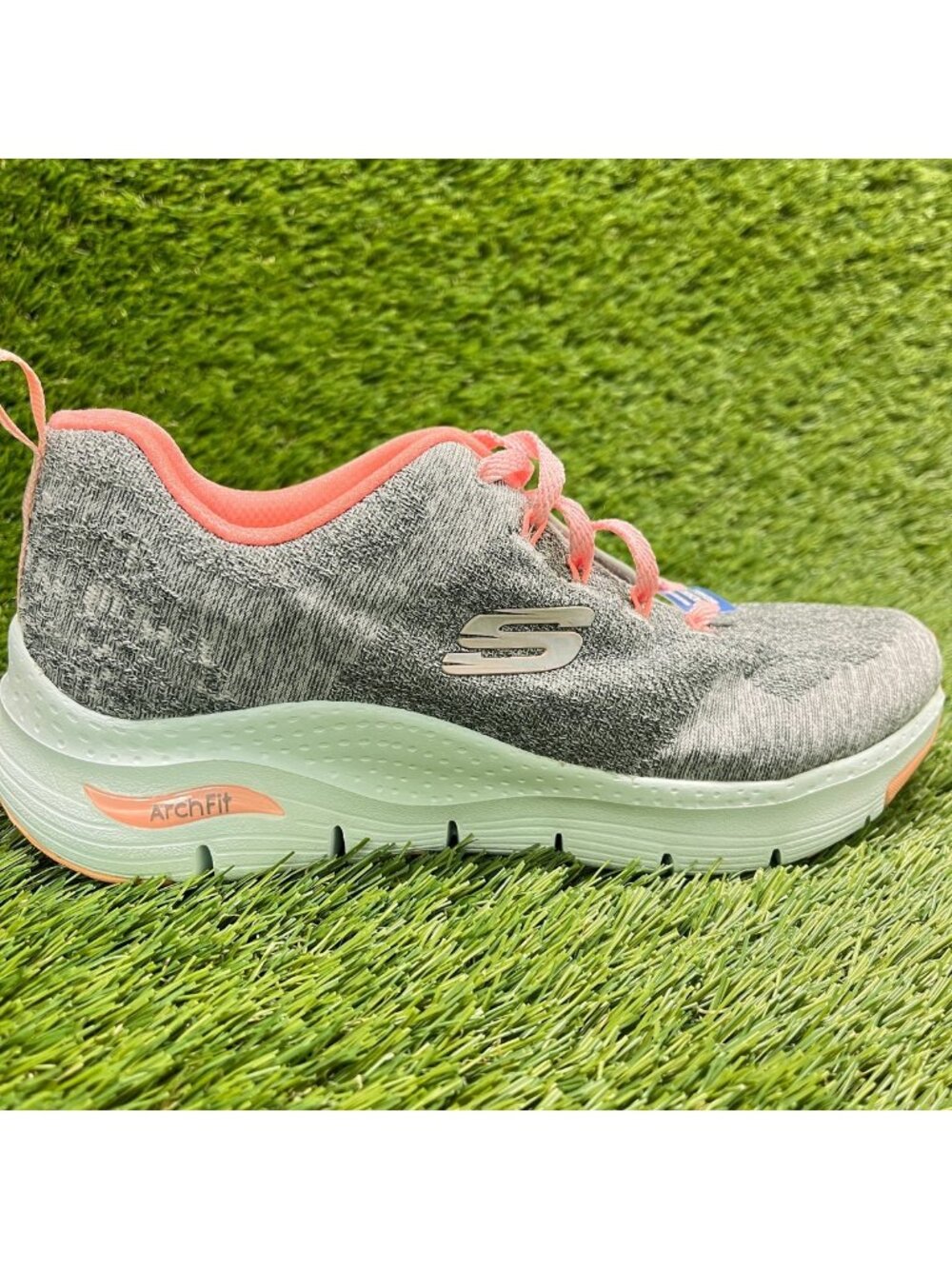 Skechers Arch Fit Comfy Wave Womens Size 7 Gray Pink Running Shoes Sneakers